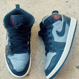 Jordan 1 Mid Shadow Red Size 1Y